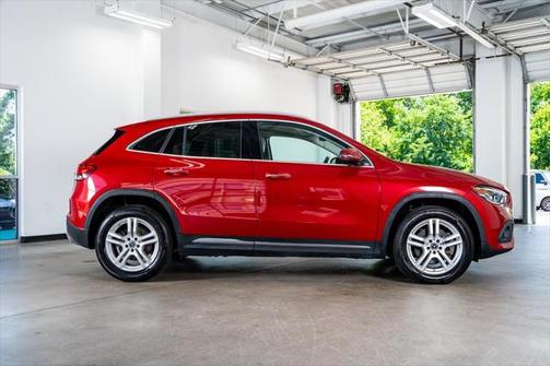 2021 Mercedes-Benz GLA 250 Base 4MATIC