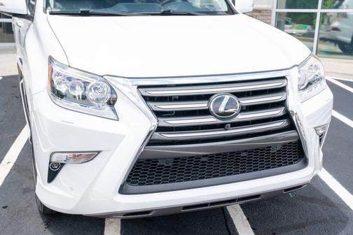 Starfire Pearl 2018 Lexus GX 460 Luxury