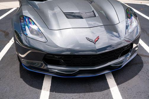 Watkins Glen Gray Metallic 2018 Chevrolet Corvette Grand Sport