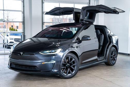 2024 Tesla Model X Long Range