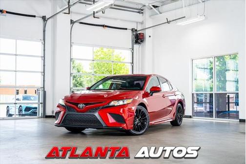 2020 Toyota Camry SE