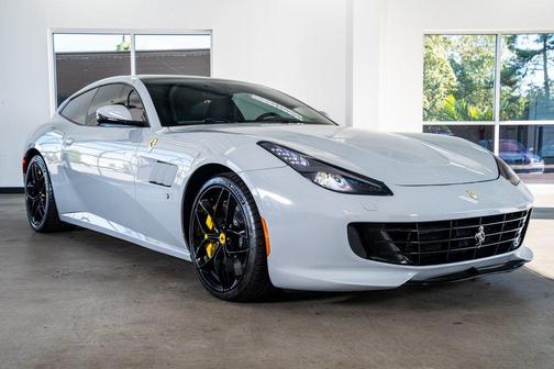 2019 Ferrari GTC4Lusso T