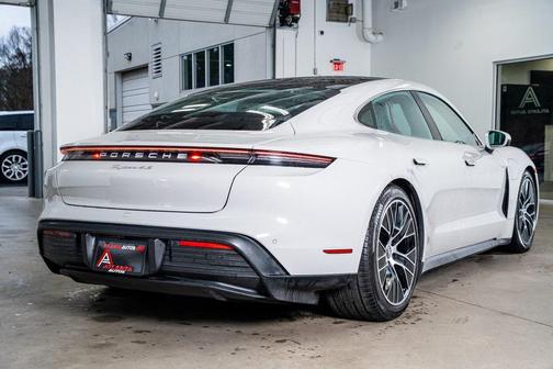 2021 Porsche Taycan 4S