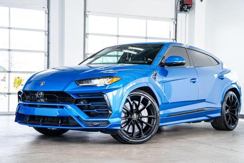 2020 Lamborghini Urus Base
