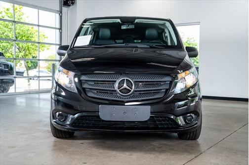 2017 Mercedes-Benz Metris Base