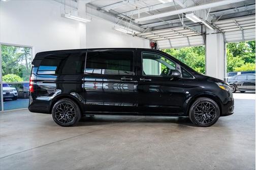 2017 Mercedes-Benz Metris Base