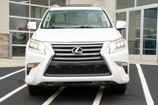 Starfire Pearl 2017 Lexus GX 460 Premium