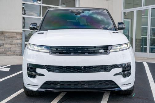 White 2025 Land Rover Range Rover Sport SE