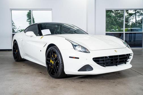 2016 Ferrari California T