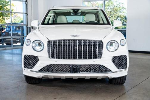 2024 Bentley Bentayga Azure