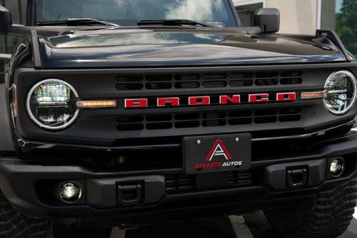 Shadow Black 2024 Ford Bronco Black Diamond