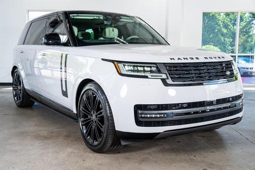 2025 Land Rover Range Rover P530 Autobiography