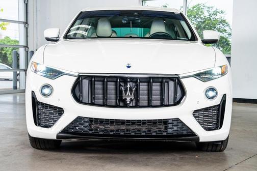 2022 Maserati Levante Modena