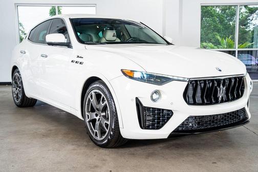 2022 Maserati Levante Modena