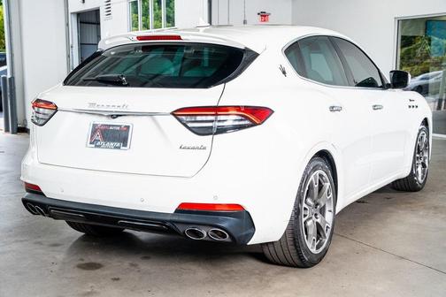 2022 Maserati Levante Modena