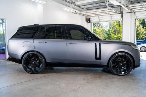 2023 Land Rover Range Rover P530 SE