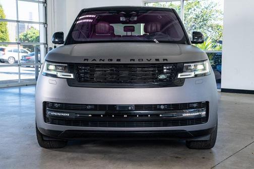 2023 Land Rover Range Rover P530 SE