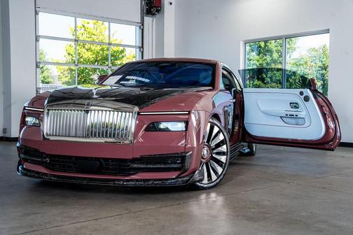 2024 Rolls-Royce Spectre 