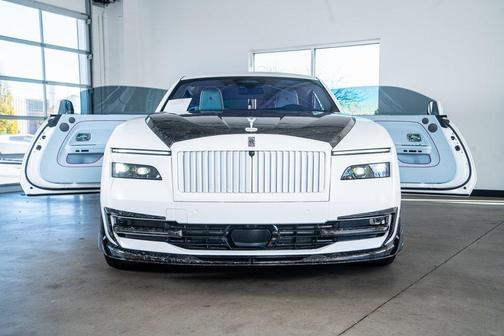 2024 Rolls-Royce Spectre 