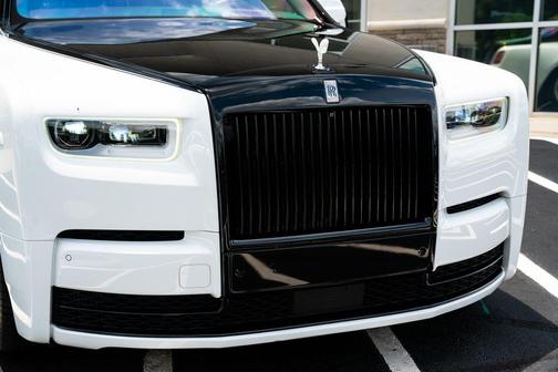 White 2019 Rolls-Royce Phantom