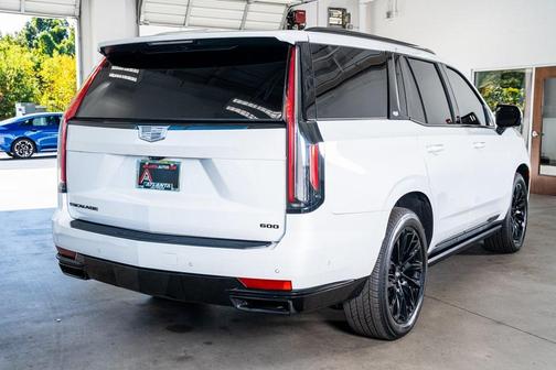2022 Cadillac Escalade Sport Platinum