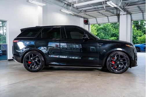 2023 Land Rover Range Rover Sport SE