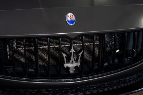 Gray 2014 Maserati Quattroporte GT S