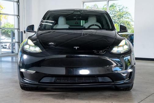 2022 Tesla Model Y Performance Dual Motor All-Wheel Drive