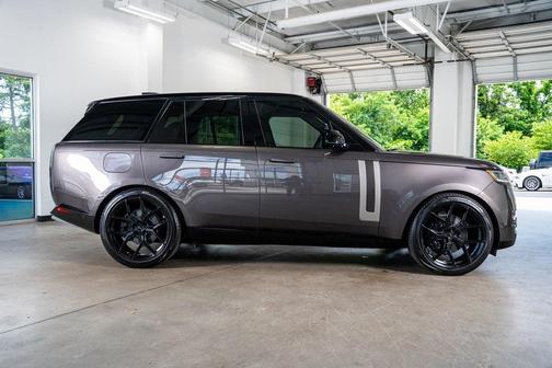 2023 Land Rover Range Rover P400 SE