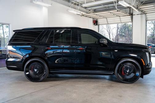 2025 Cadillac Escalade Sport Platinum