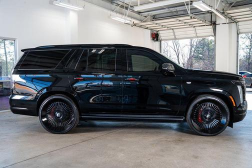 2025 Cadillac Escalade Sport Platinum