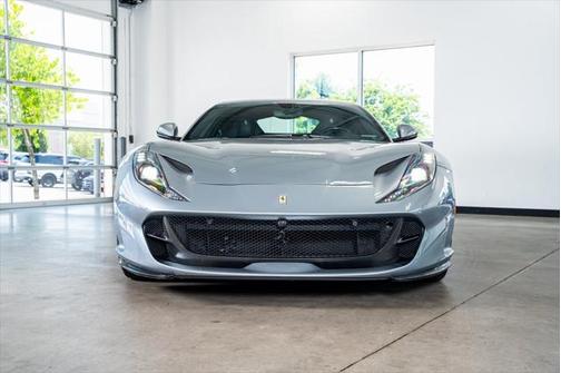 2018 Ferrari 812 Superfast Base