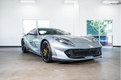 2018 Ferrari 812 Superfast Base