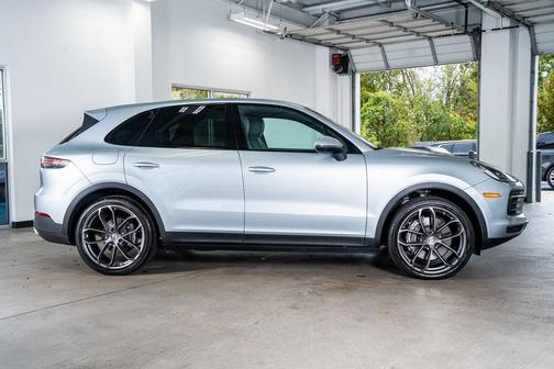 2021 Porsche Cayenne Cayenne
