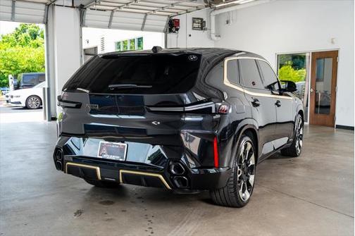 2023 BMW XM Base