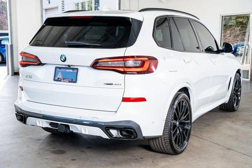 2023 BMW X5 sDrive40i