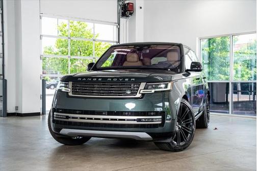2023 Land Rover Range Rover P530 SE