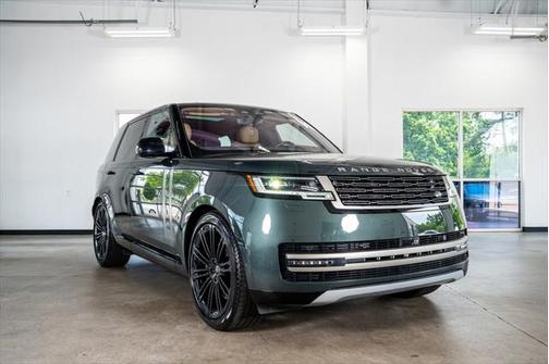 2023 Land Rover Range Rover P530 SE