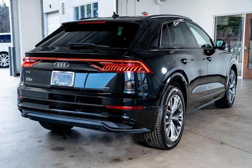 2020 Audi Q8 55 Premium