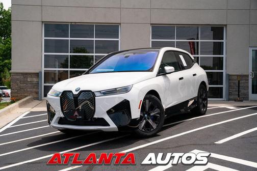 Alpine White 2024 BMW iX xDrive50