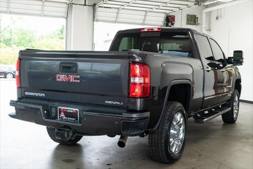 2016 GMC Sierra 2500 Denali