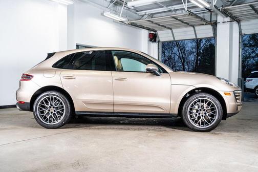 2016 Porsche Macan S