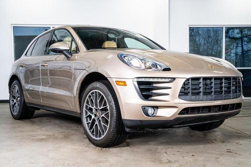 2016 Porsche Macan S