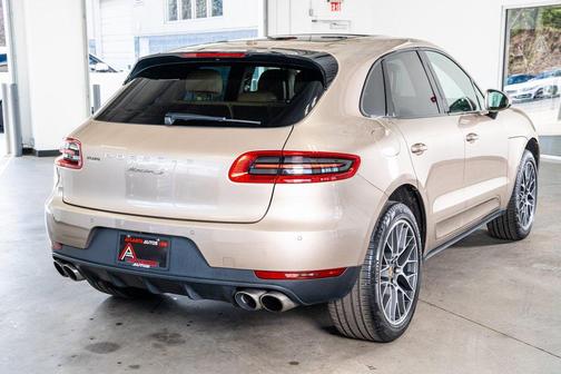 2016 Porsche Macan S