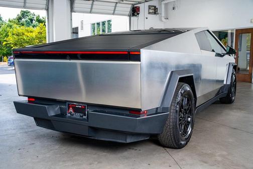 2025 Tesla Cybertruck All-Wheel Drive