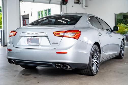 2015 Maserati Ghibli Base