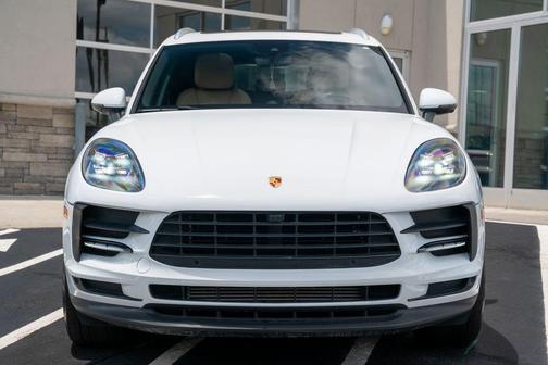 White 2021 Porsche Macan Macan