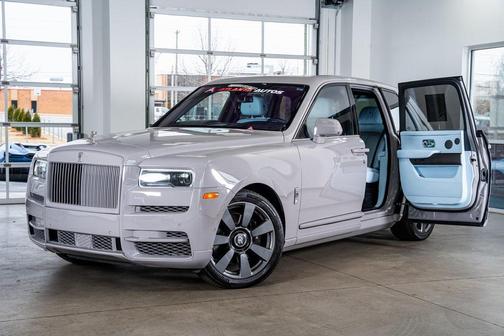 2022 Rolls-Royce Cullinan Base