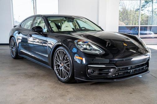 2023 Porsche Panamera Platinum Edition