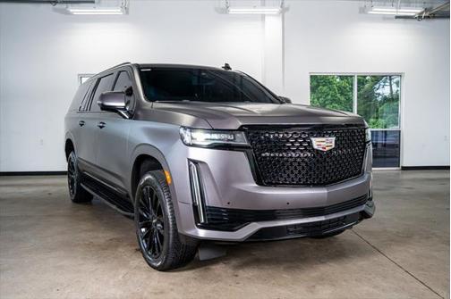2022 Cadillac Escalade ESV Luxury